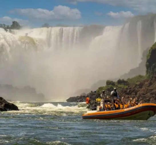 Holandês morre durante passeio de barco nas Cataratas do Iguaçu