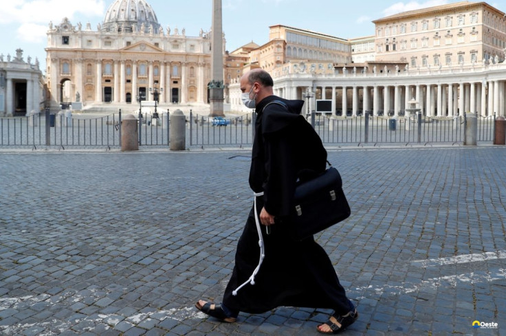 Igreja Católica é lenta para ajudar vítimas de abuso, diz comissão
