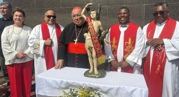 Imagem peregrina do padroeiro do Rio visita o Cristo Redentor