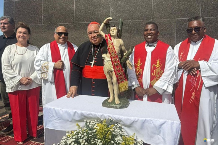 Imagem peregrina do padroeiro do Rio visita o Cristo Redentor