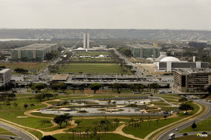 Incêndio em Ministério das Mulheres em Brasília deixa seis feridos