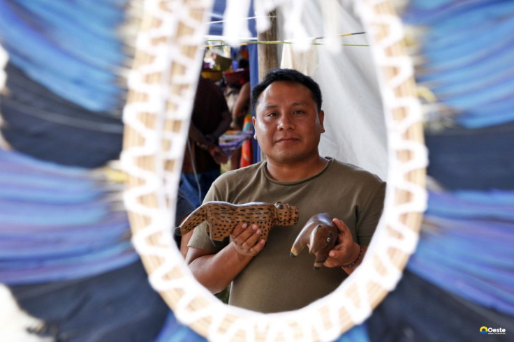 Indígenas relatam que desmatamento impacta produção de cocares