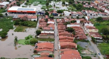 Inmet alerta para fim de semana com chuvas no Norte e Nordeste