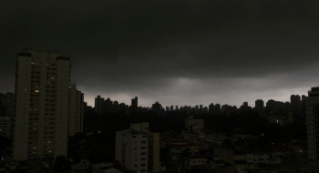 Inmet alerta para ocorrência de ciclone no Sudeste a partir de sexta