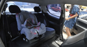 Inmetro recomenda atenção na compra do bebê conforto