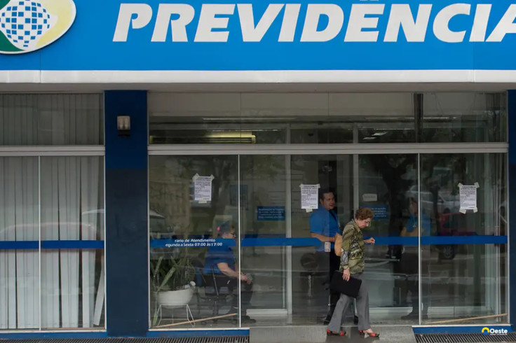 INSS retoma atendimento presencial em agências do país