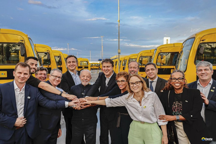 Investir em educação é o jeito de salvar o Brasil, defende Lula