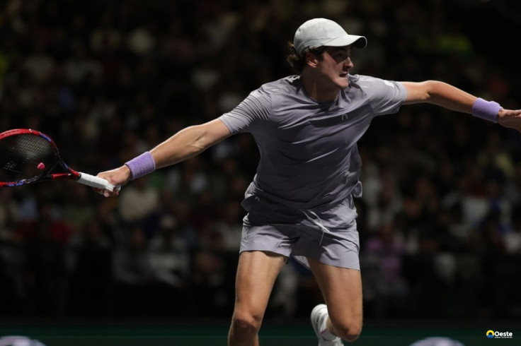 João Fonseca vence Shapovalov na estreia do Masters 1000 de Paris