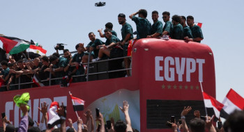 Jogadores do Egito são recebidos como heróis após atuação na Copa