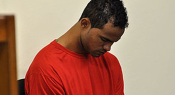 Justiça manda prender goleiro Bruno após ele descumprir condicional