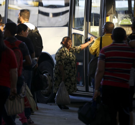 Justiça preserva direito de idosos a passagens interestaduais