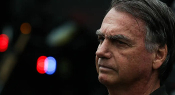 Justiça suspende benefícios vitalícios durante prisão de Bolsonaro