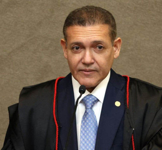 Kassio pede à PGR parecer sobre revisão da pena de Bolsonaro
