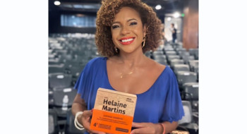 Luciana Barreto é homenageada no 4º Prêmio MOL de Jornalismo