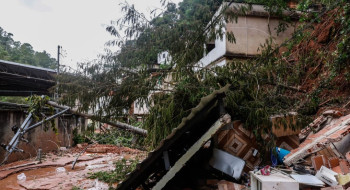 Lula assina MPs de apoio às vítimas das enchentes em Minas Gerais