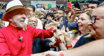 Lula defende América Latina independente contra “fala grossa” externa