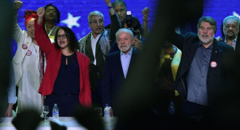 Lula defende que “nenhum presidente” deve dar palpite sobre Venezuela