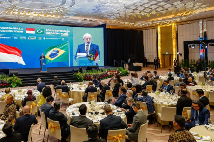 Lula defende uso de moedas locais para comércio Brasil-Indonésia