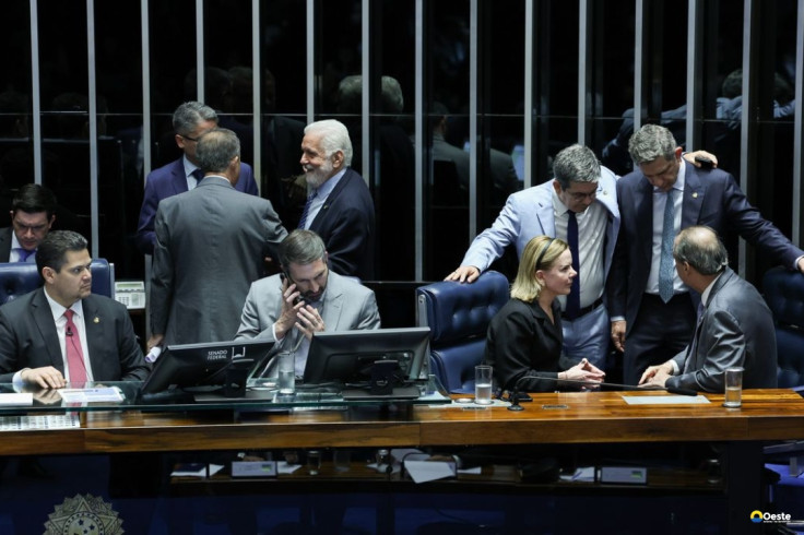 Lula deve sancionar isenção do IR até dia 11, diz Gleisi