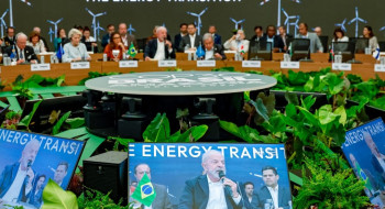 Lula diz que Acordo de Paris está longe da meta e faz apelo a líderes