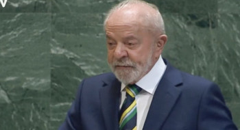 Lula diz que soberania é inegociável e repudia falsos patriotas