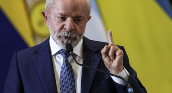 Lula faz apelo à paz, condena corrida armamentista e critica ONU