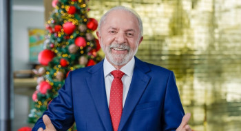 Lula faz balanço de ações e desafios: "povo brasileiro é vencedor"