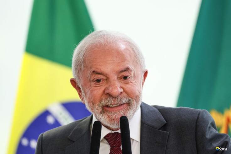 Lula faz discurso de Natal em cadeia nacional de rádio e televisão