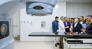 Lula inaugura serviços de radioterapia em cinco cidades do país