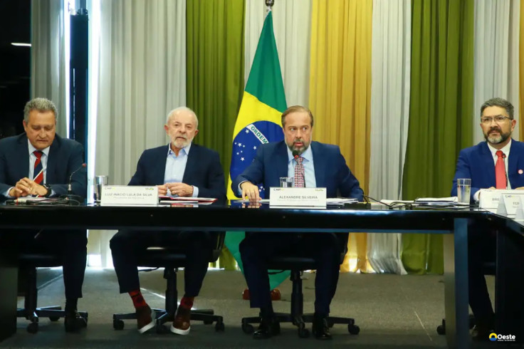 Lula instala conselho para tratar de minerais críticos e terras raras