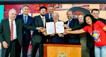 Lula sanciona gratuidade em conta de luz para famílias de baixa renda