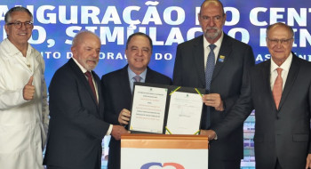Lula sanciona lei do marco regulatório da vacina contra o câncer