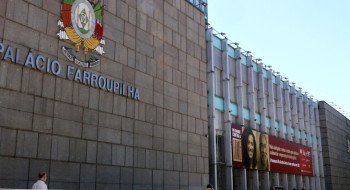 Lula sanciona porte de arma para policiais legislativos estaduais