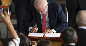 Lula veta integralmente PL da Dosimetria