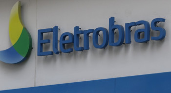 Lula veta PL sobre realocação de trabalhadores da Eletrobras