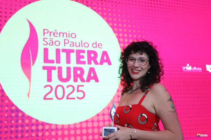 Mariana Salomão Carrara vence Prêmio São Paulo de Literatura 2025