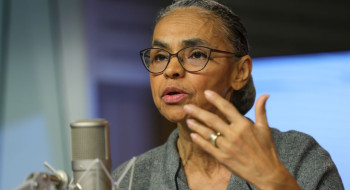 Marina Silva sofre fratura em vértebra lombar