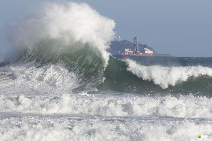 Marinha emite alerta de ressaca para o litoral do Rio no réveillon