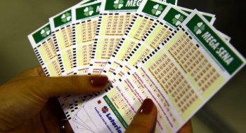 Mega-Sena acumula novamente e prêmio principal vai para R$ 63 milhões