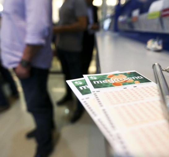 Mega-Sena acumula para R$ 50 milhões; confira os números sorteados