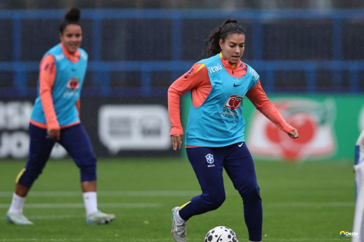 Meio-campista Angelina espera jogo difícil contra a Inglaterra