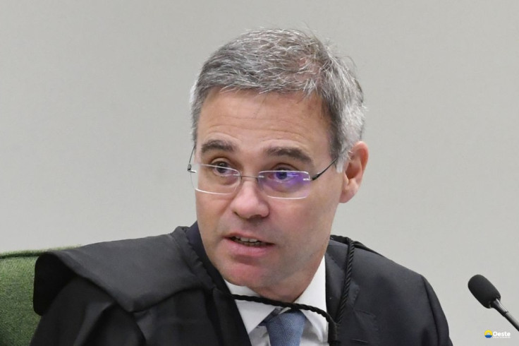 Mendonça diz que juiz não é estrela e deve assumir responsabilidades