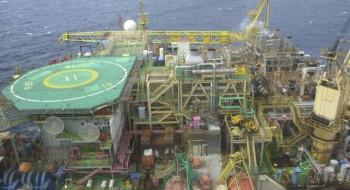 Mesmo com vazamento sanado, plataforma da Petrobras segue sem produção