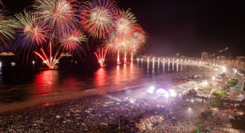 Metrô inicia venda de bilhete para réveillon na praia de Copacabana