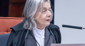 Ministra rejeita ação que pedia transporte interestadual na eleição