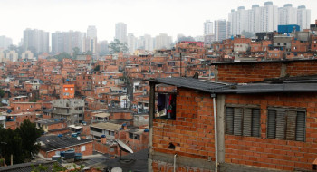 Moradores de Paraisópolis recebem endereço digital