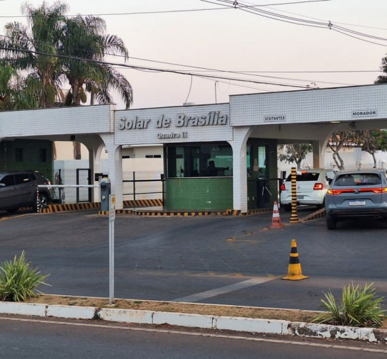 Moraes autoriza Bolsonaro a sair da prisão domiciliar para dentista