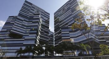 Moraes autoriza investigação sobre interferência de Bolsonaro na PF