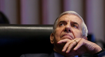 Moraes concede prisão domiciliar humanitária a Augusto Heleno