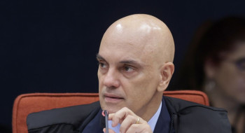 Moraes determina transferência de Bolsonaro para Papudinha